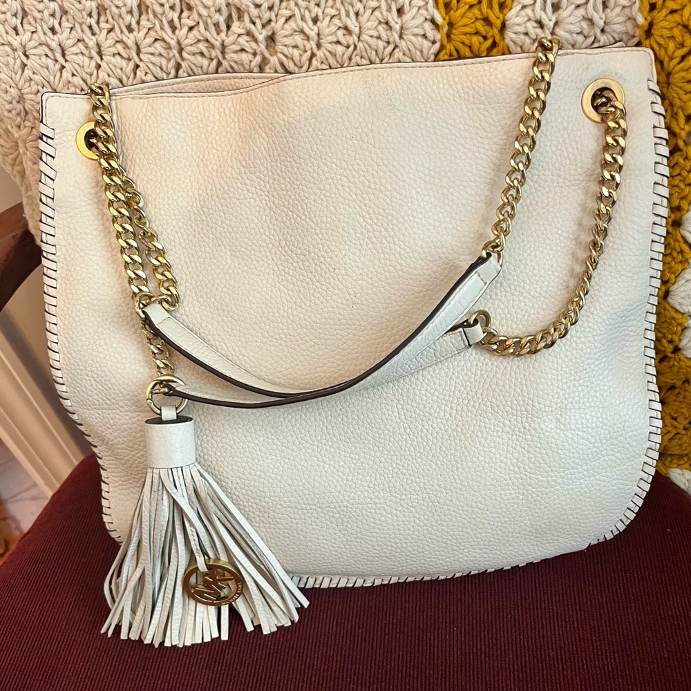 MICHAEL KORS Whipped Chelsea Handbag Large Shoulder Ecru Leather Gold Hardware